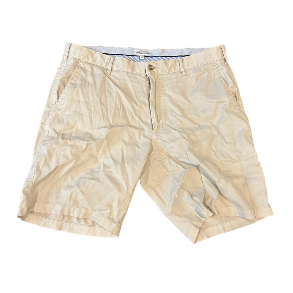Peter Millar golf shorts